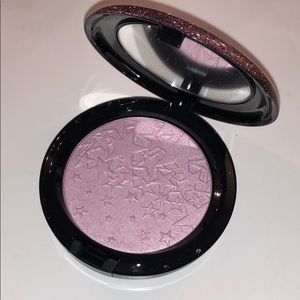 MAC HOLIDAY ‘19 OPALESCENT POWDER